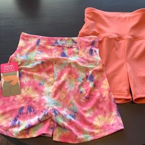 NWT pocket for your phone exercise shorts